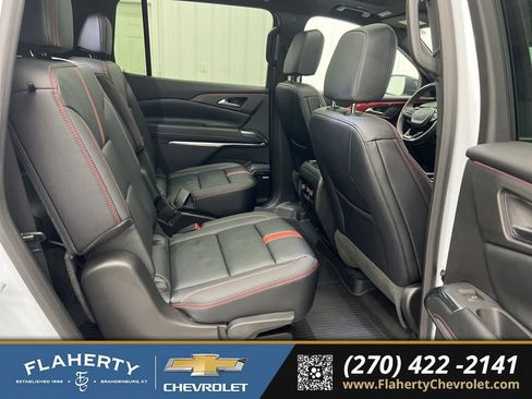Used 2026 Chevrolet Traverse RS w/ LPO, Floor Liner Package AWD/4WD image 12
