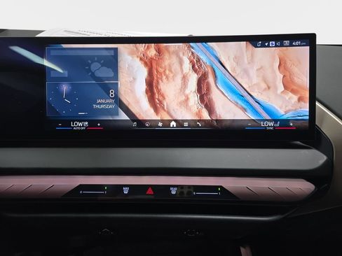 Used 2025 BMW X3 xDrive30i w/ Convenience Package image 23