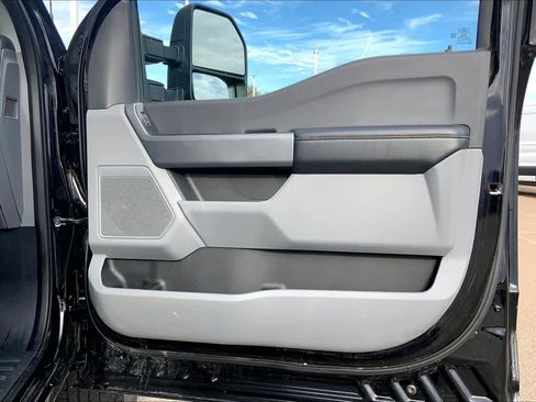 Used 2024 Ford F350 XLT w/ 360-Degree Camera Package image 22