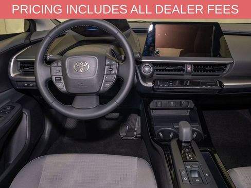 Used 2026 Toyota Prius LE FWD image 6