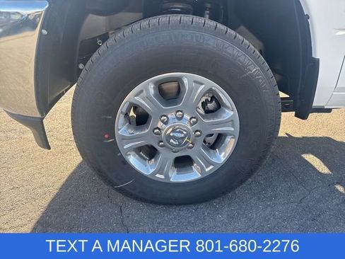 New 2026 RAM 2500 Big Horn AWD/4WD image 5