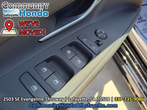 Used 2023 Hyundai Elantra SE w/ Cargo Package FWD image 19