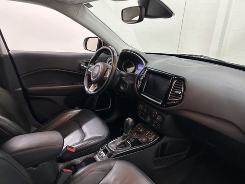 Used 2018 Jeep Compass Limited w/ Navigation Group AWD/4WD image 55
