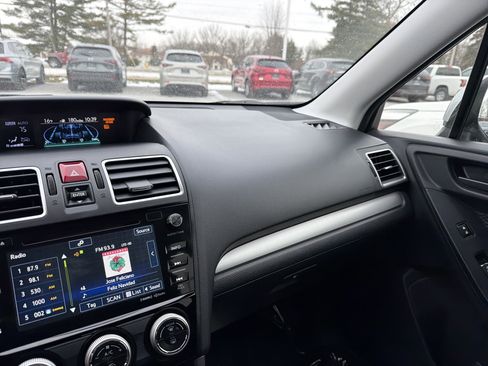 Used 2017 Subaru Forester 2.5i Premium w/ All-Weather Package image 31