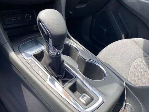 Used 2024 Chevrolet Equinox LT FWD image 13