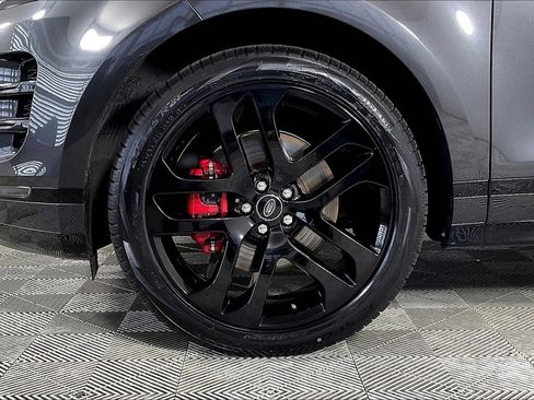 Used 2023 Land Rover Range Rover Evoque HST image 8