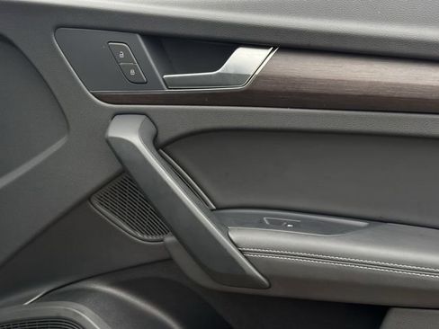 Used 2024 Audi Q5 2.0T Premium Plus AWD/4WD image 27