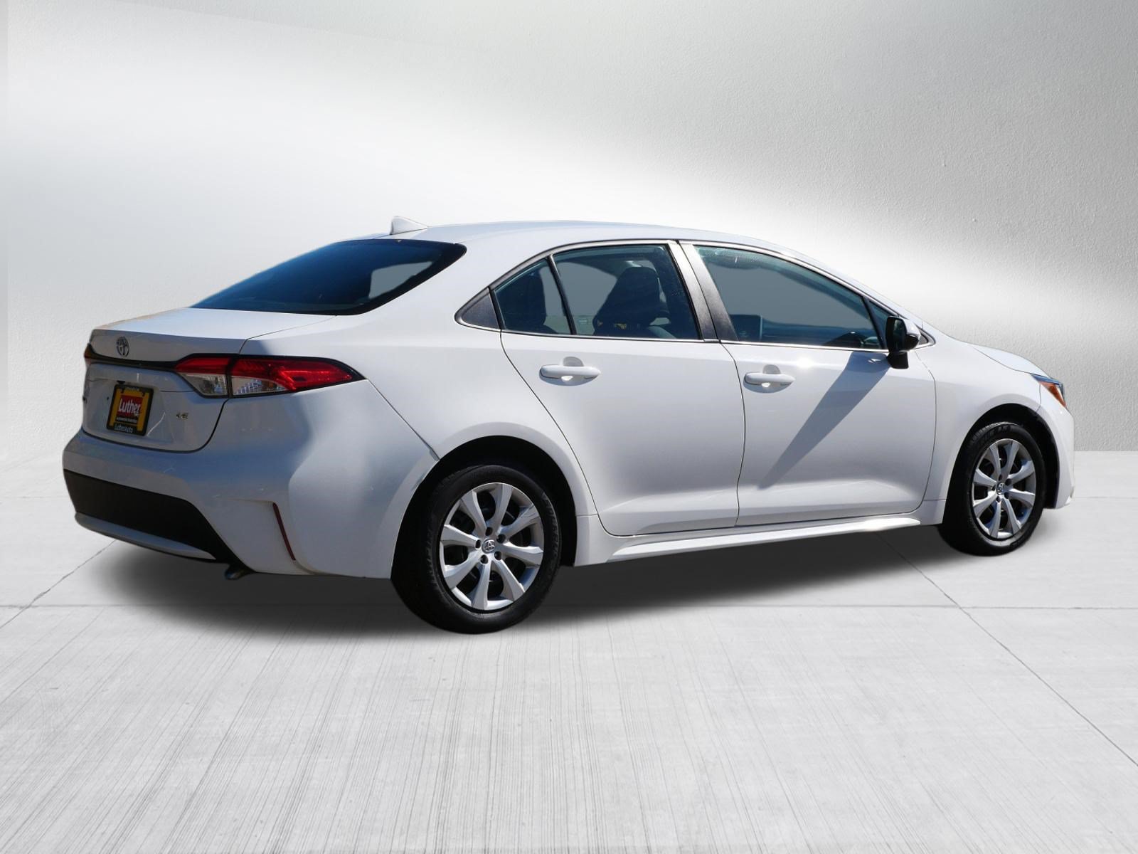 Used 2021 Toyota Corolla LE FWD image 7