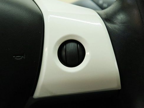 Used 2018 Tesla Model 3 Long Range RWD image 11