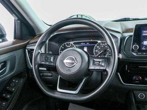 Used 2022 Nissan Rogue SV FWD image 9