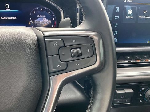 Used 2023 Chevrolet Silverado 1500 High Country w/ High Country Premium Package AWD/4WD image 15
