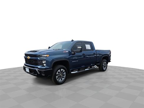 Certified 2025 Chevrolet Silverado 2500 Custom w/ Custom Value Package image 4