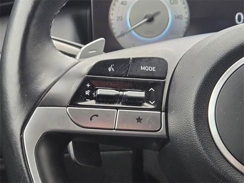 Used 2022 Hyundai Tucson Limited image 9