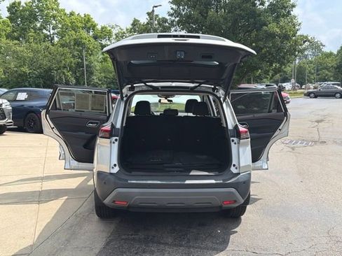 Used 2021 Nissan Rogue SL FWD image 12