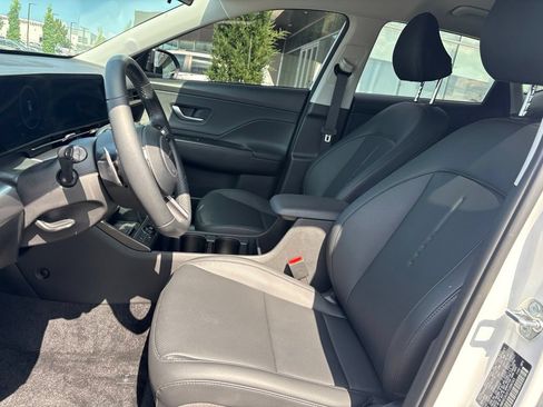 Used 2026 Hyundai Kona SEL Premium FWD image 5