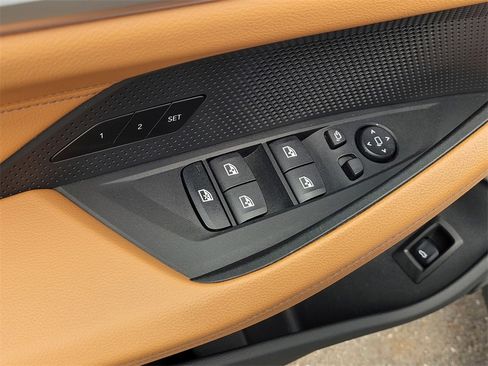 Used 2023 BMW i4 eDrive40 w/ Premium Package image 14