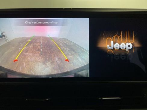 Used 2025 Jeep Wrangler Unlimited Sahara w/ Safety Group AWD/4WD image 52