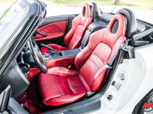 Used 2001 Honda S2000 image 5