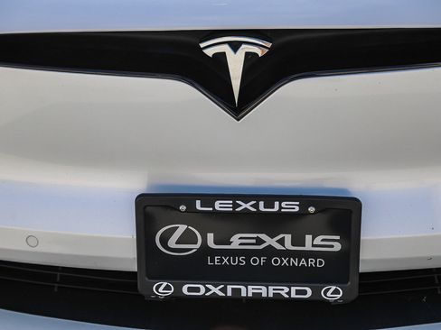 Used 2023 Tesla Model X AWD/4WD image 25