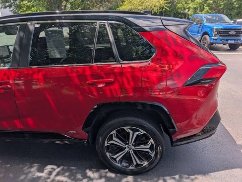 Used 2023 Toyota RAV4 XSE w/ Weather Package AWD/4WD image 4