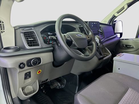Used 2023 Ford Transit 150 Low Roof RWD image 9