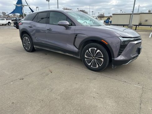 Used 2024 Chevrolet Blazer EV LT image 6