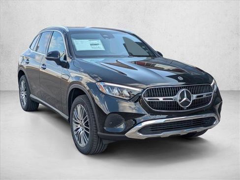 Certified 2026 Mercedes-Benz GLC 300 image 7