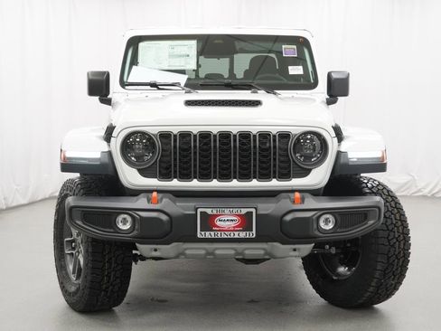 New 2026 Jeep Gladiator Mojave w/ Safety Group image 7