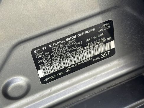 Used 2025 Mitsubishi Outlander Sport ES AWD/4WD image 27