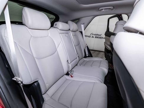 Used 2023 Genesis GV70 2.5T w/ Select Package image 19