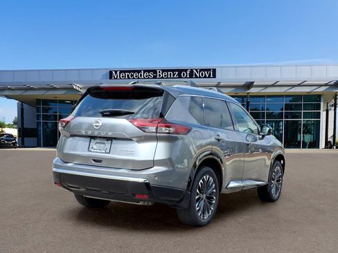 Used 2025 Nissan Rogue Platinum AWD/4WD image 5