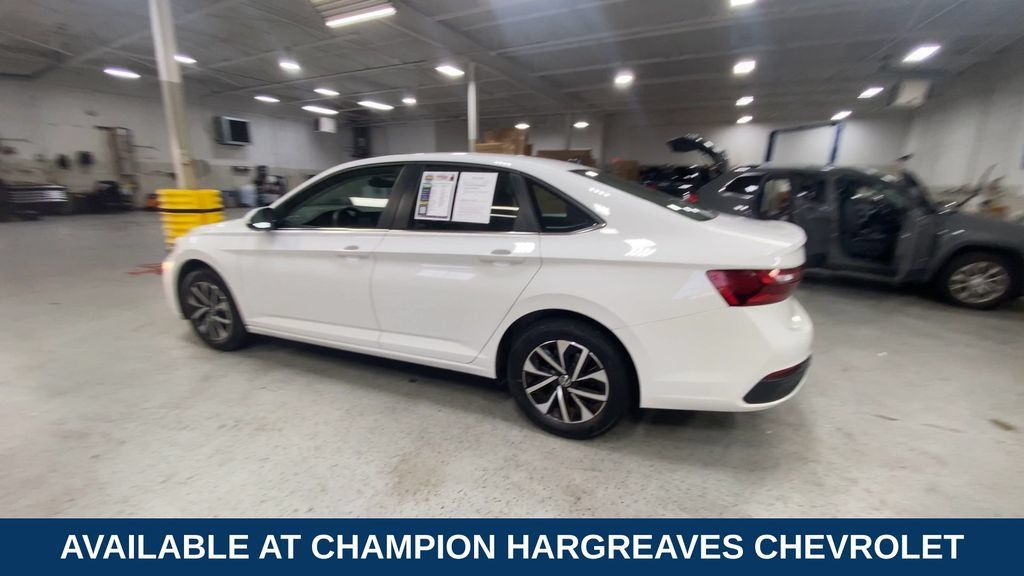 Used 2025 Volkswagen Jetta S FWD image 7