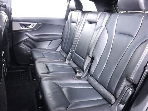 Used 2019 Audi Q7 2.0T Premium Plus w/ Premium Plus Package AWD/4WD image 37