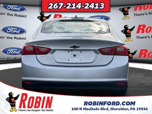 Used 2017 Chevrolet Malibu LT FWD image 6
