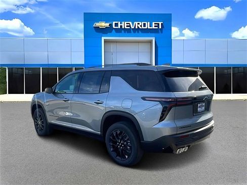 New 2026 Chevrolet Traverse LT w/ Midnight/Sport Edition image 5