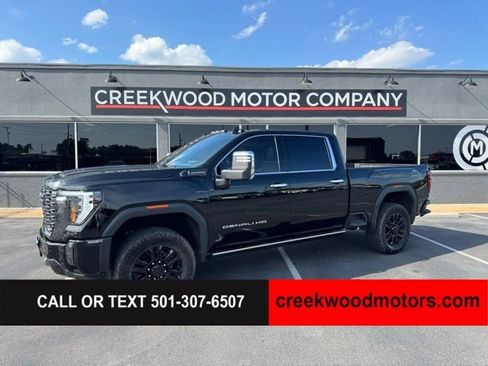 Used 2024 GMC Sierra 2500 Denali Ultimate AWD/4WD image 1
