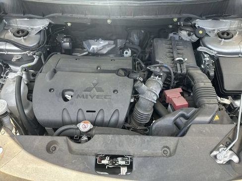 Used 2023 Mitsubishi Outlander Sport LE AWD/4WD image 19