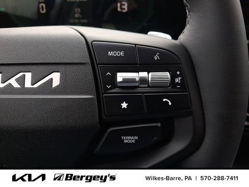 New 2026 Kia Sportage S AWD/4WD image 17