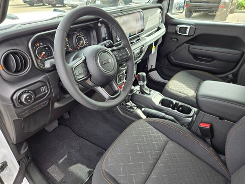New 2026 Jeep Gladiator Mojave AWD/4WD image 11