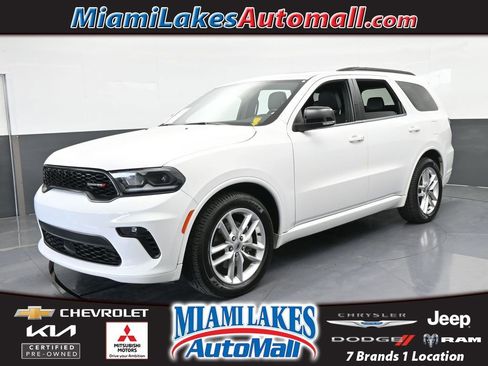 Used 2023 Dodge Durango GT image 1