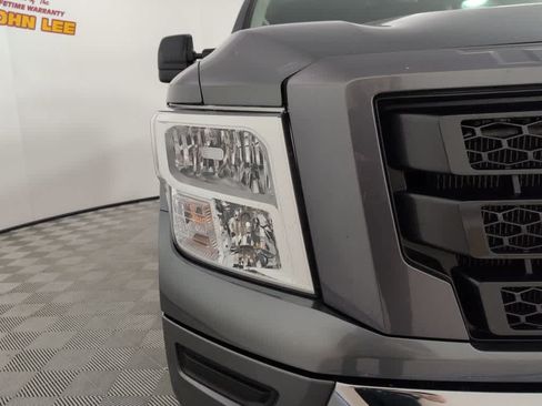 Used 2024 Nissan Titan SV w/ SV Convenience Package AWD/4WD image 12