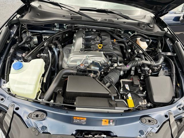 Used 2026 MAZDA MX-5 Miata Club w/ Interior Package RWD image 6
