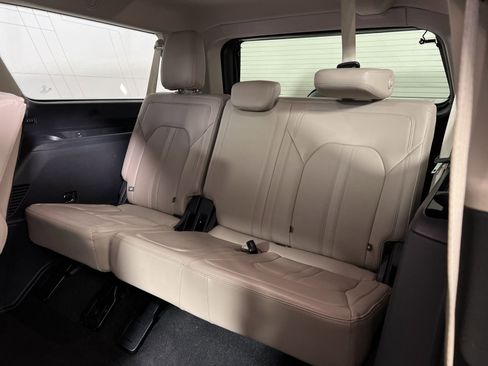 Used 2023 Ford Expedition Max Limited image 26