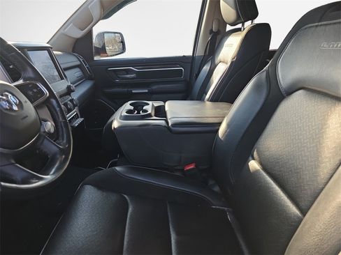 Used 2019 RAM 1500 Laramie image 12