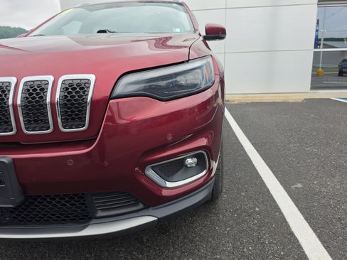 Used 2019 Jeep Cherokee Limited w/ Luxury Group AWD/4WD image 10