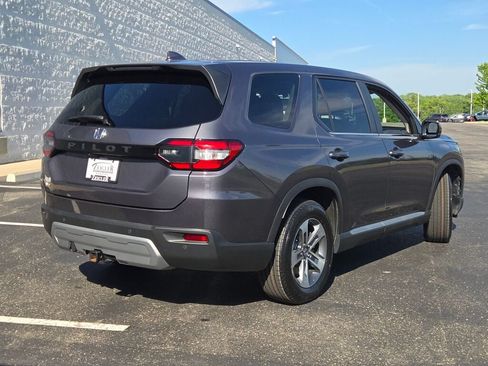 Used 2025 Honda Pilot EX-L image 14