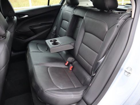 Used 2018 Chevrolet Cruze LT w/ Leather Package image 15