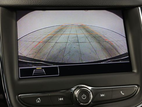 Used 2019 Chevrolet Cruze Premier w/ Sun And Sound Package FWD image 7