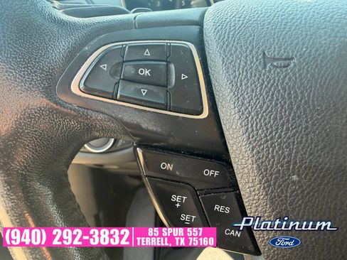Used 2017 Ford Escape SE w/ SE Leather Comfort Package FWD image 21