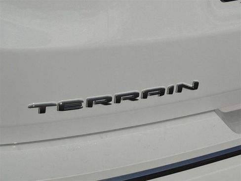 Used 2022 GMC Terrain Denali w/ Denali Premium Package image 30